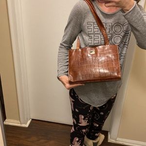 Dooney & Bourke croc effect vintage shoulder bag